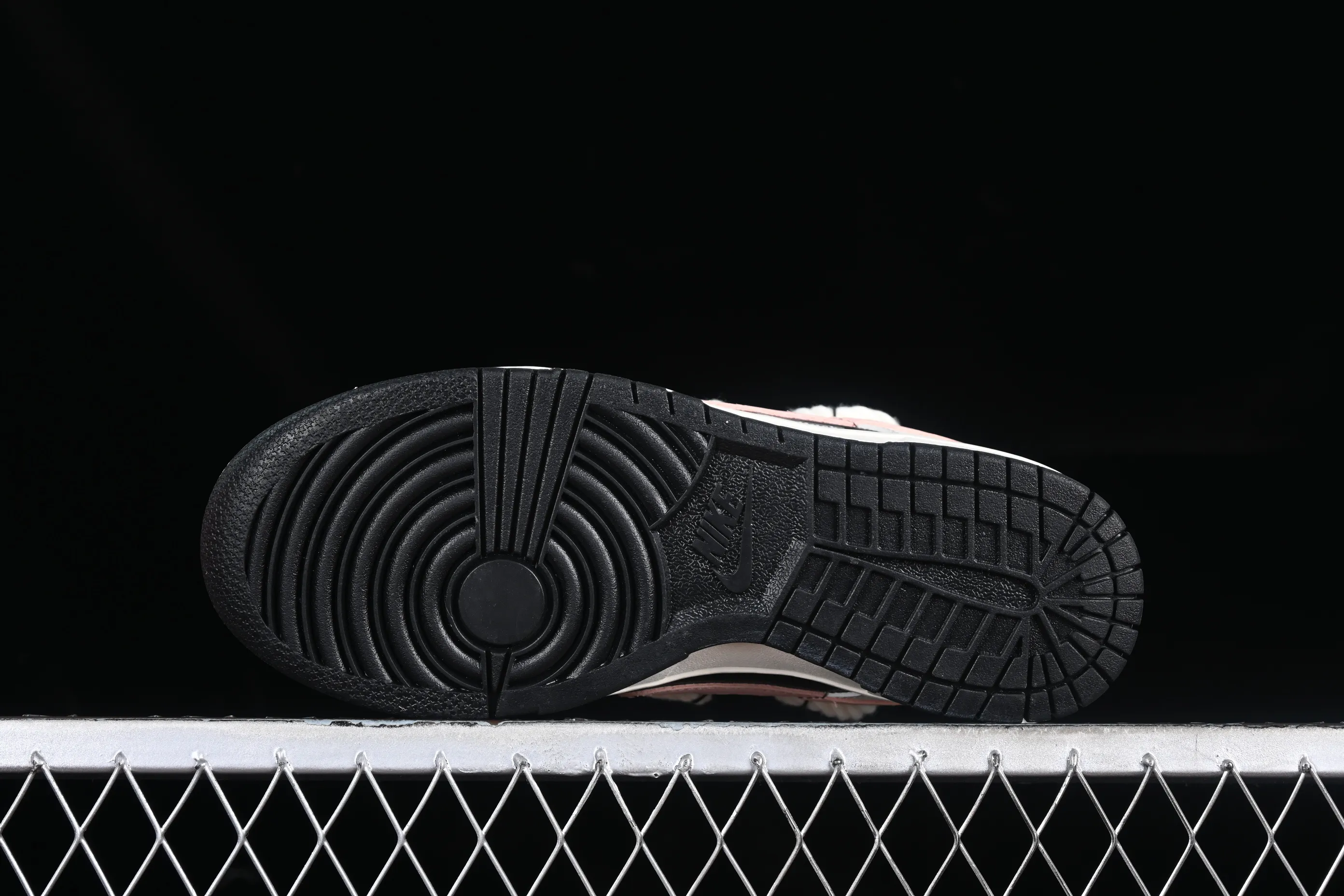 All categories Nk SB Dunk series Nk SB Dunk Low low-top sneakers Nk Dunk Low splash-ink distressed Chinese style Taotao Oolong SB strap deconstructed low-top casual sneakers CW1590-100